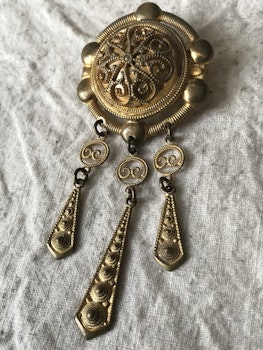 Brosch  Vintage