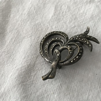Brosch  Vintage