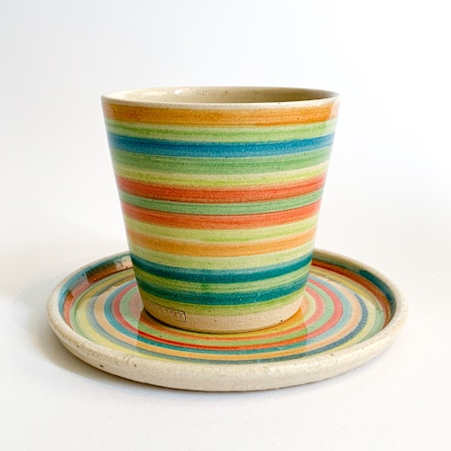 Cup and saucer by Linda Ljunggren