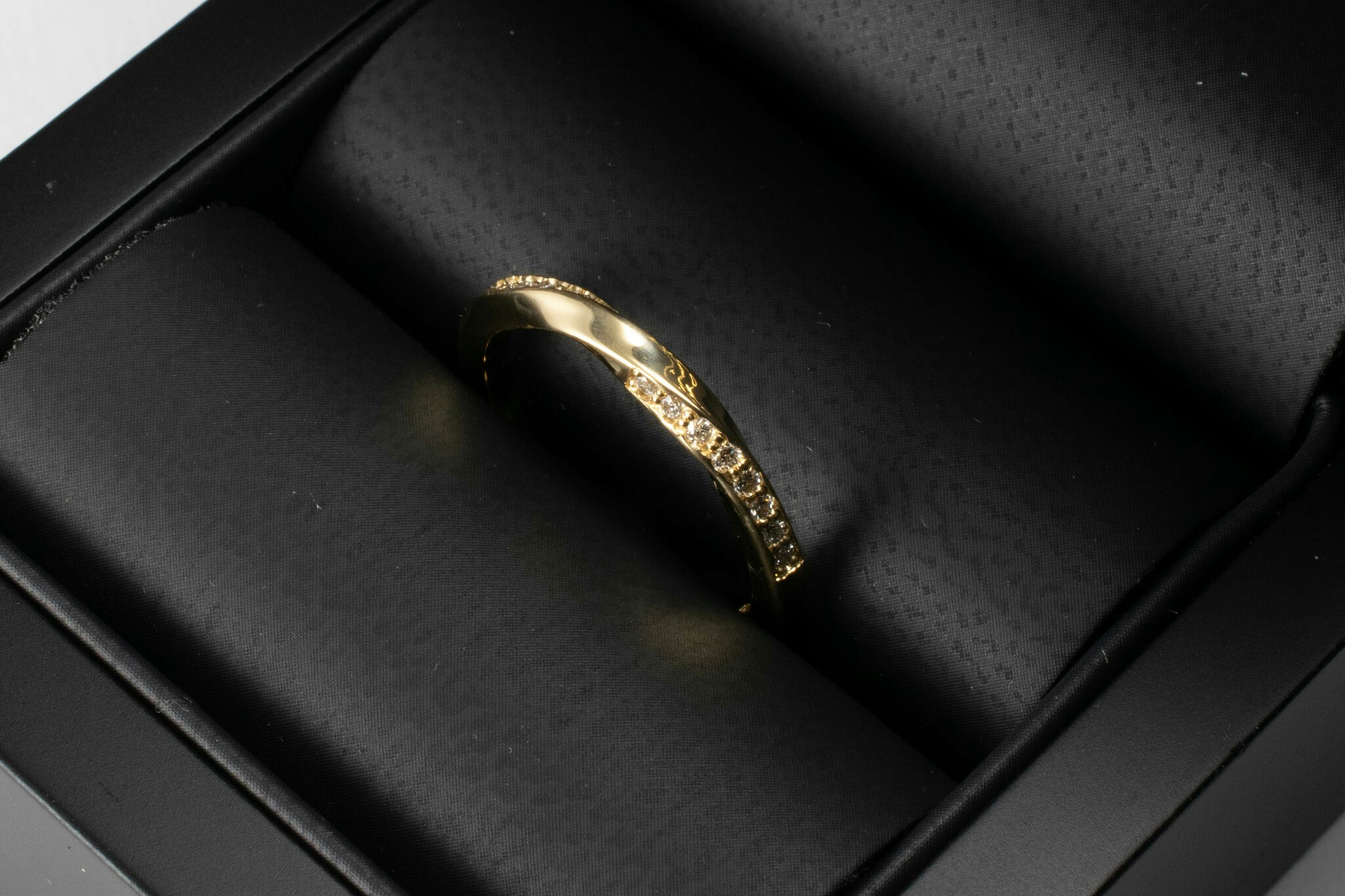 Vacker stilren ring