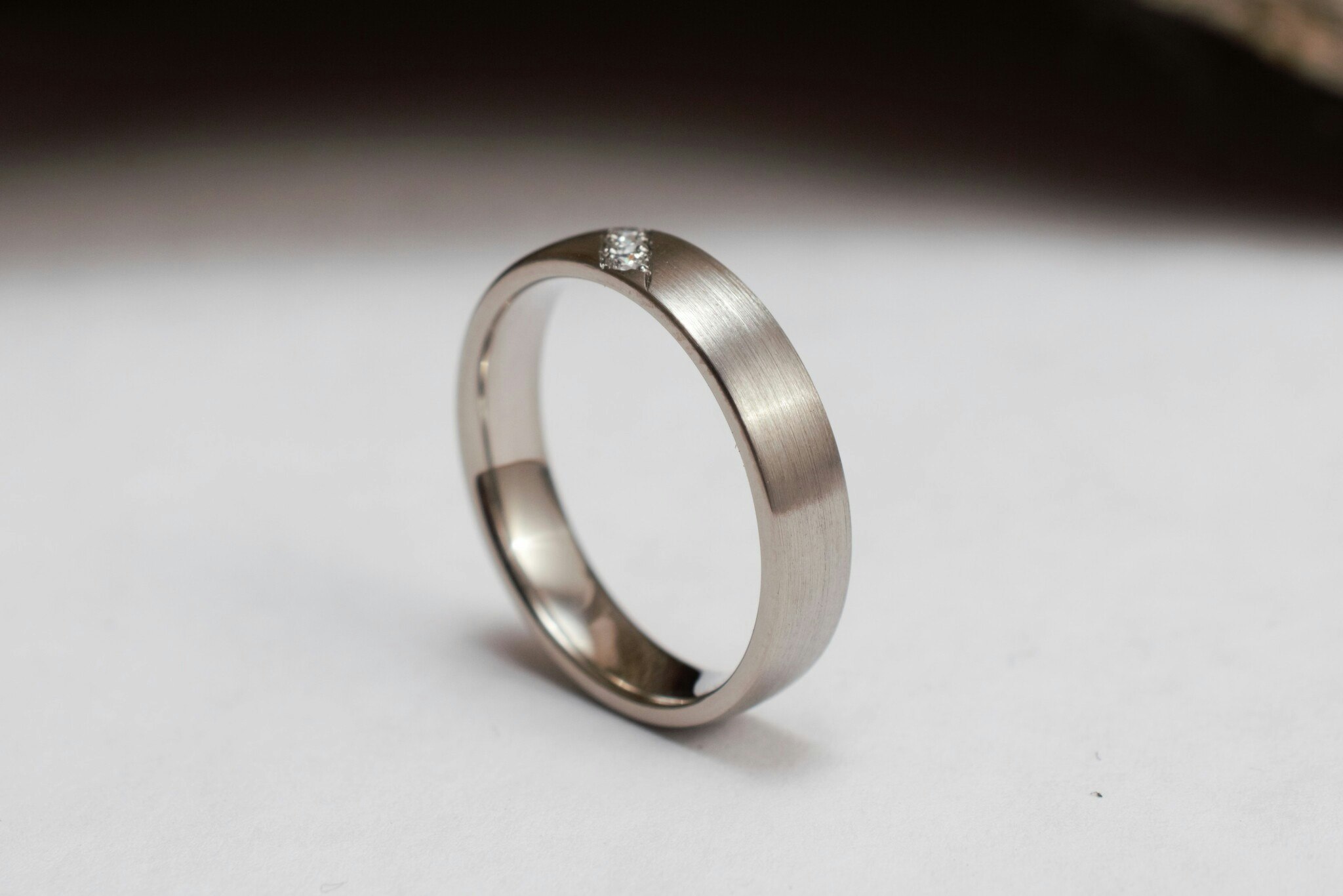 Titanring 3 stenar