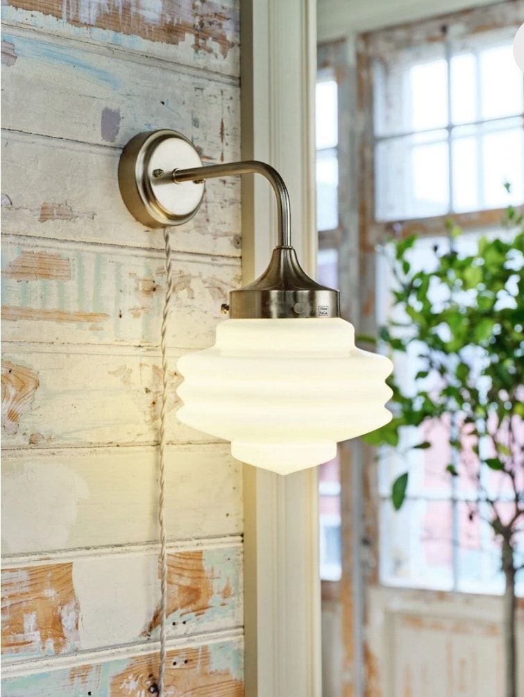 Vägglampa Valter Mässing/Opal Vit Munblåst