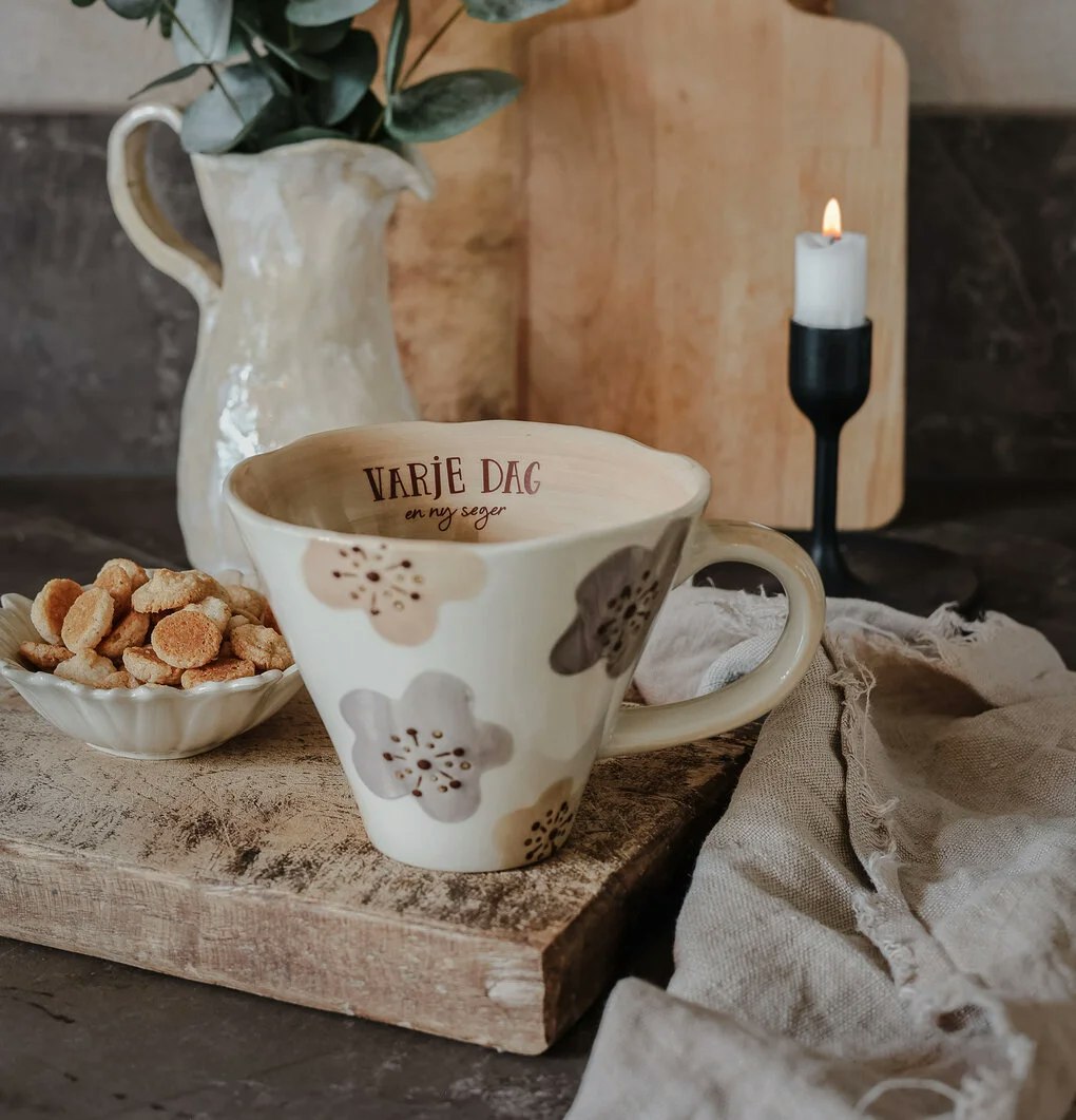 Varje dag en ny seger Mugg från Majas cottage HJÄRNFONDEN