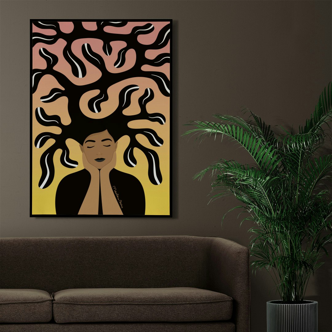 Print / poster med motivet Growing – en kvinna med grönskande hår och personlig utveckling. Färg: sunrise / gradient från gul till rosa, som en soluppgång.