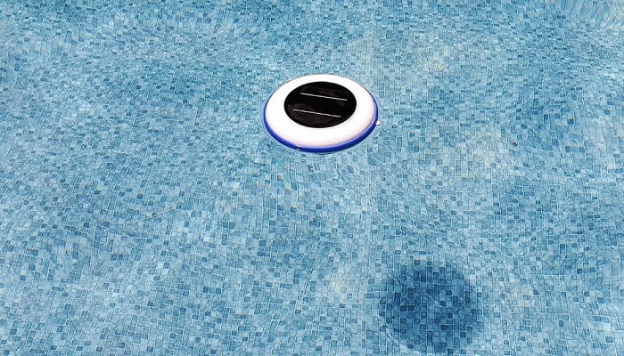 Poolrengörare poolrengöring med solcell