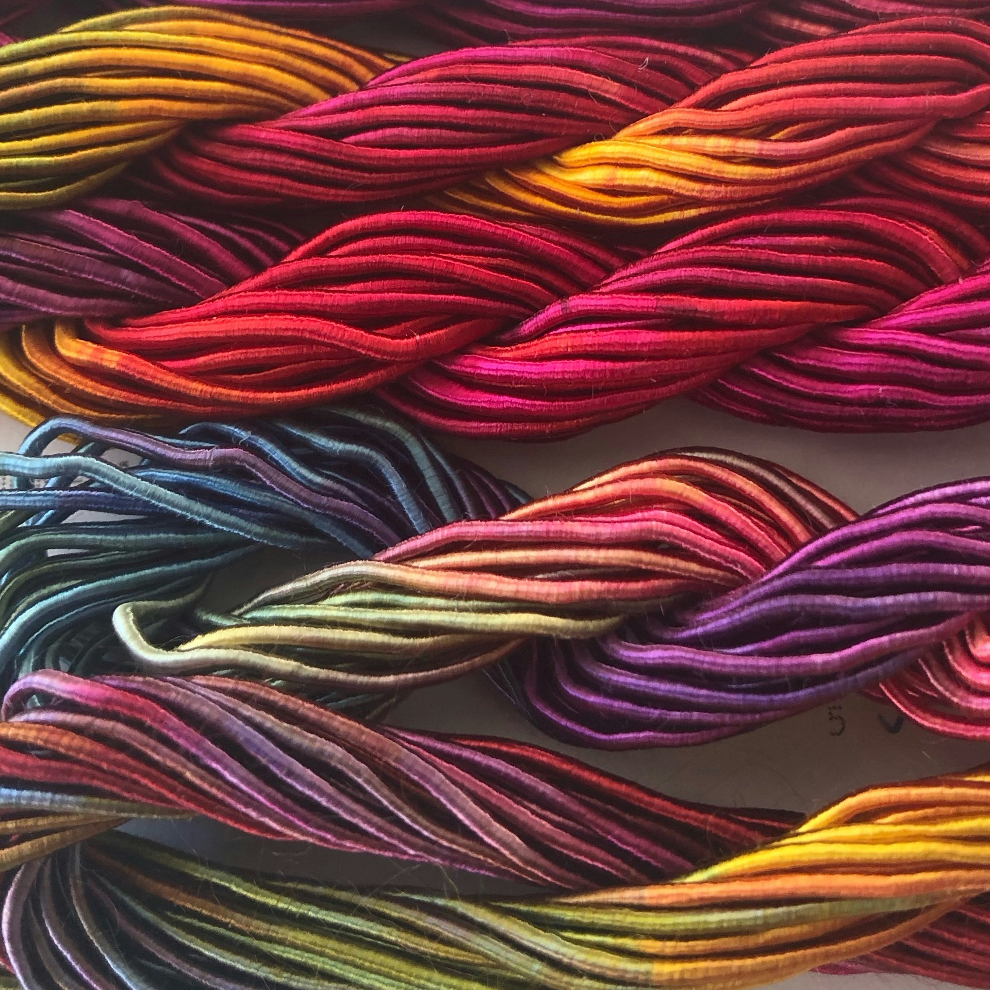 Gimp melerad cerise-lila-gul-turkos