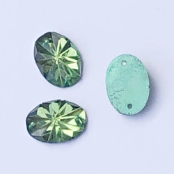 Pärla platt oval 14x10mm facetterad pistagegrön 3-p