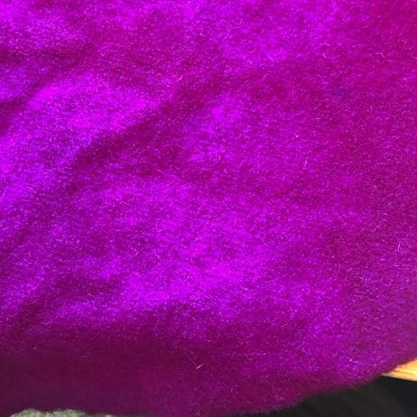 Vadmal 33x23cm handfärgad fuchsia