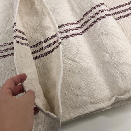 Tygsäck med vinröda ränder