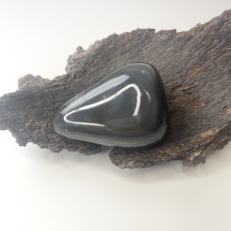 Obsidian (regnbågsobsidian), touchstone