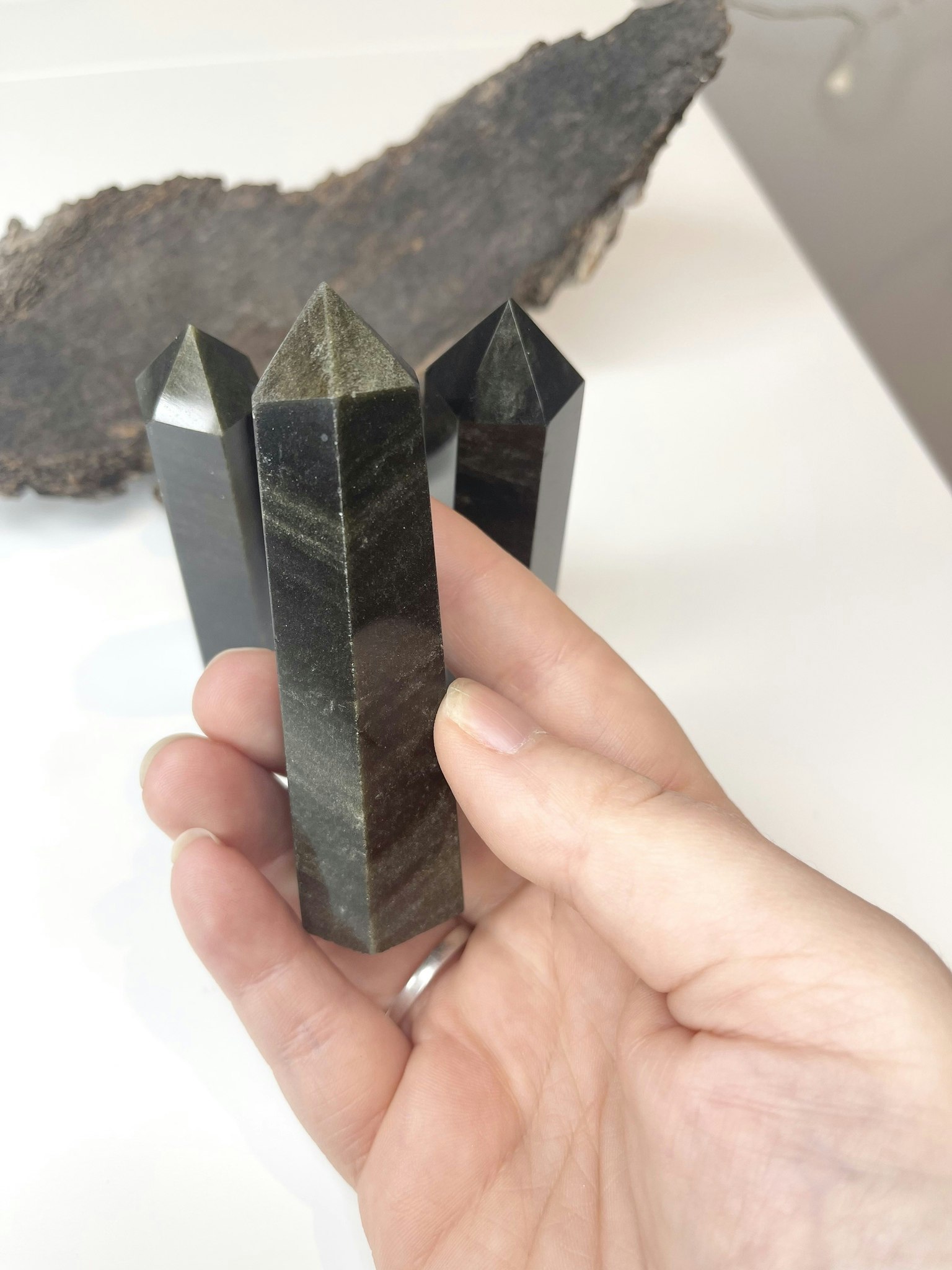 Golden sheen Obsidian, polerad kristallspets