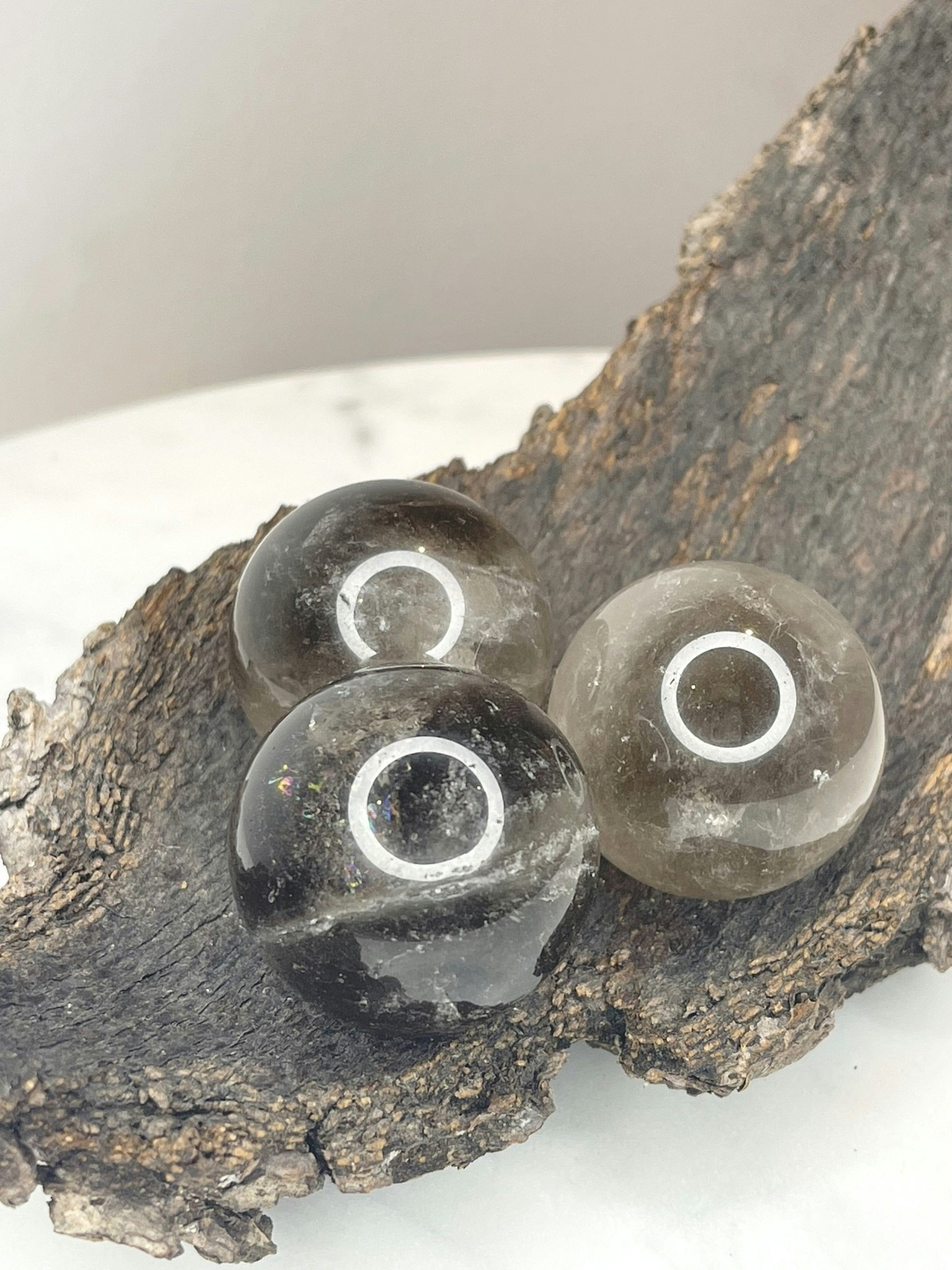 Rökkvarts (smokey quartz), klot