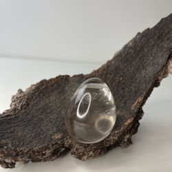 Rökkvarts (smokey quartz), yoni ägg