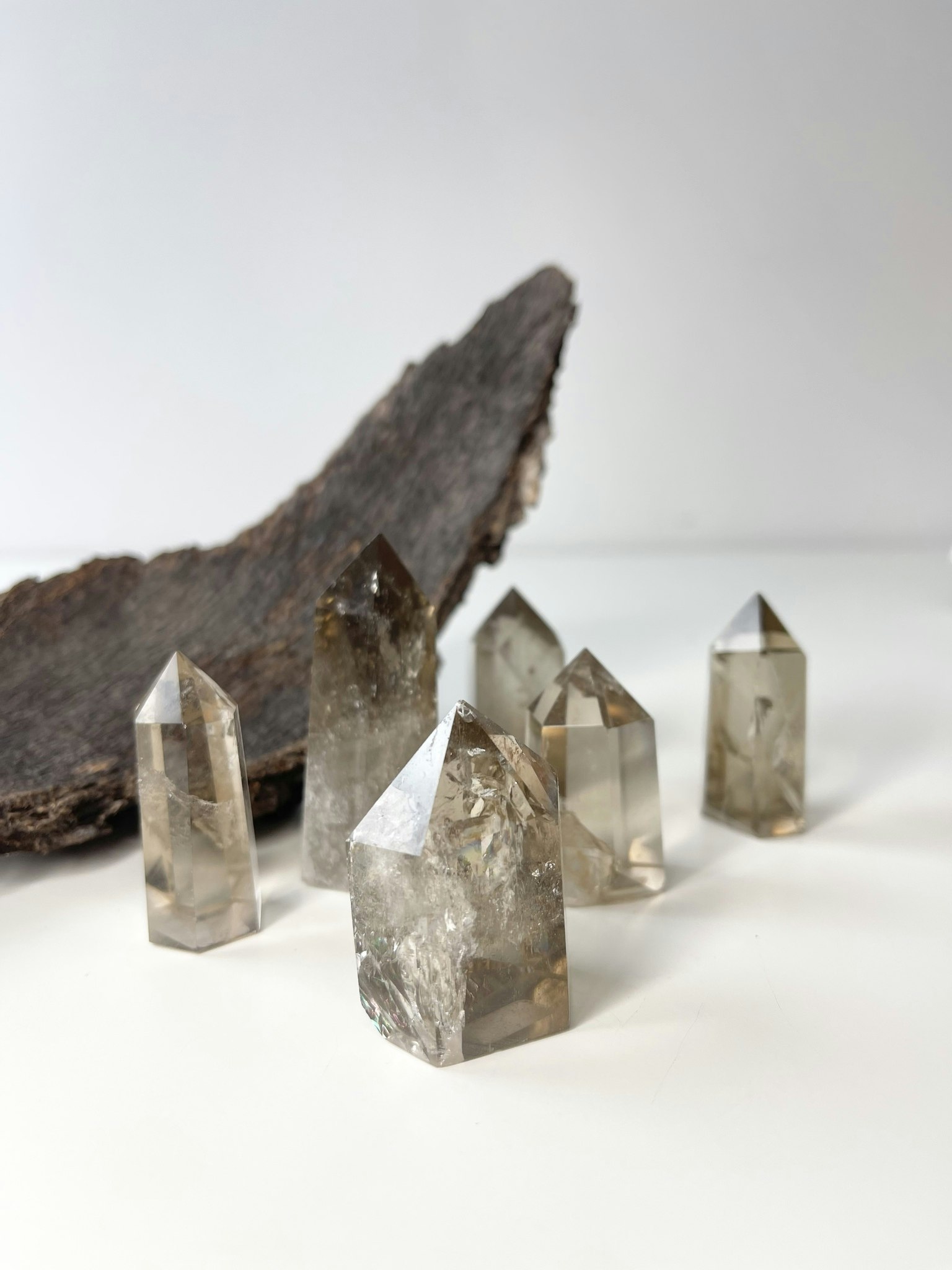 Rökkvarts (smokey quartz), polerad kristallspets