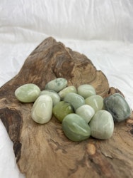 Ny jade, trumlade stenar