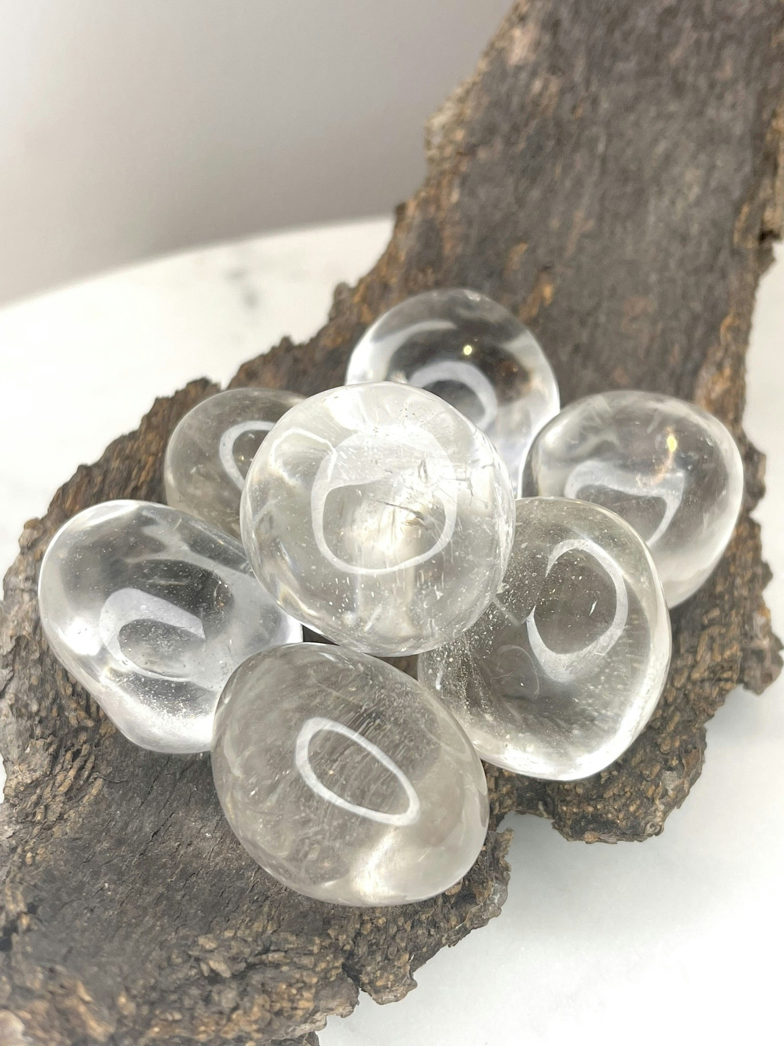 bergkristall cuddlestone kristaller för klarhet kristallbutik i solna