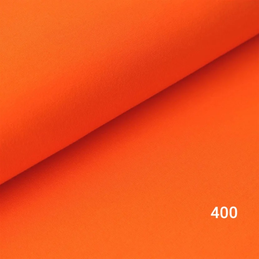 Enfärgad trikå orange 400