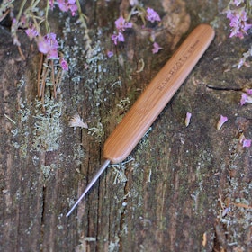 Enkel Virknål i bambu 0,5mm