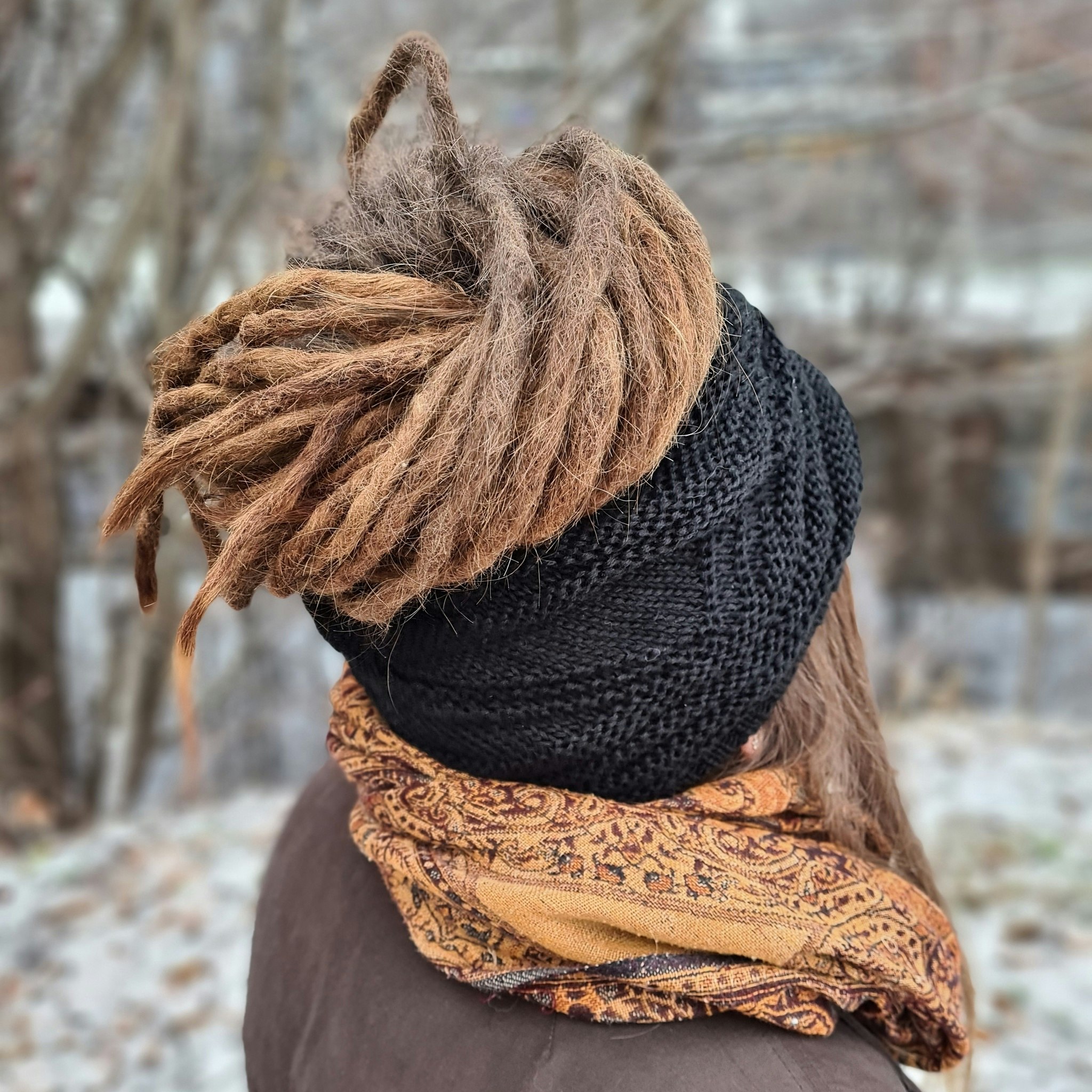 Dreads Stickad Mössa (med hål)