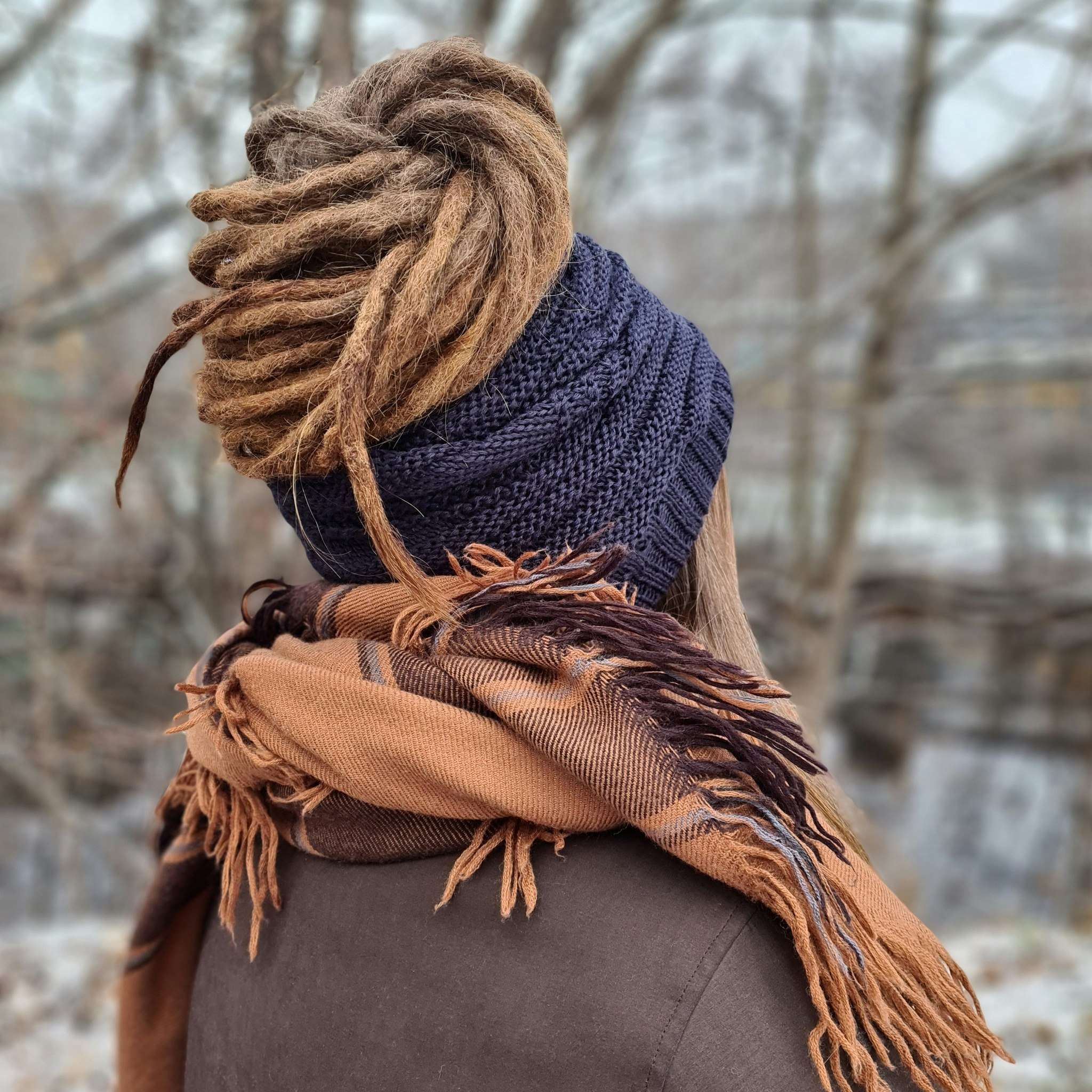 Dreads Stickad Mössa (med hål)