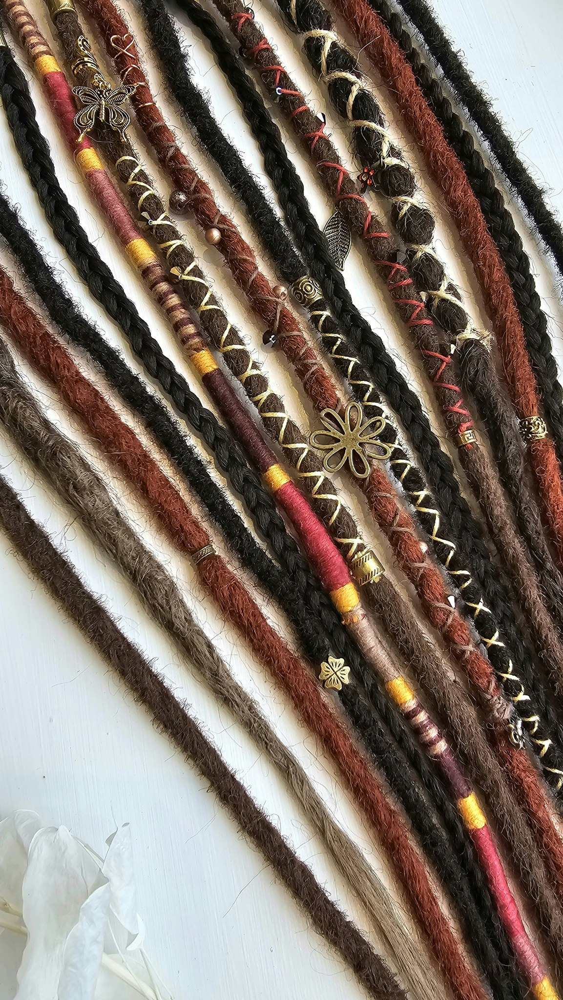"Paradisäpple" Dreads Ponytail Extensions