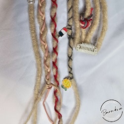 "Solstånd" Ljusblond Dreads Clip-Ins