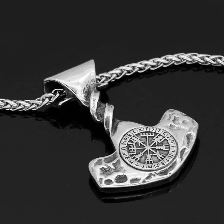 Necklace Twisted Vegvisir