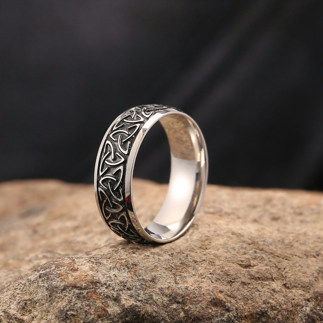 Ring Celtic - Varia Design - Eksklusive smykker, lave priser