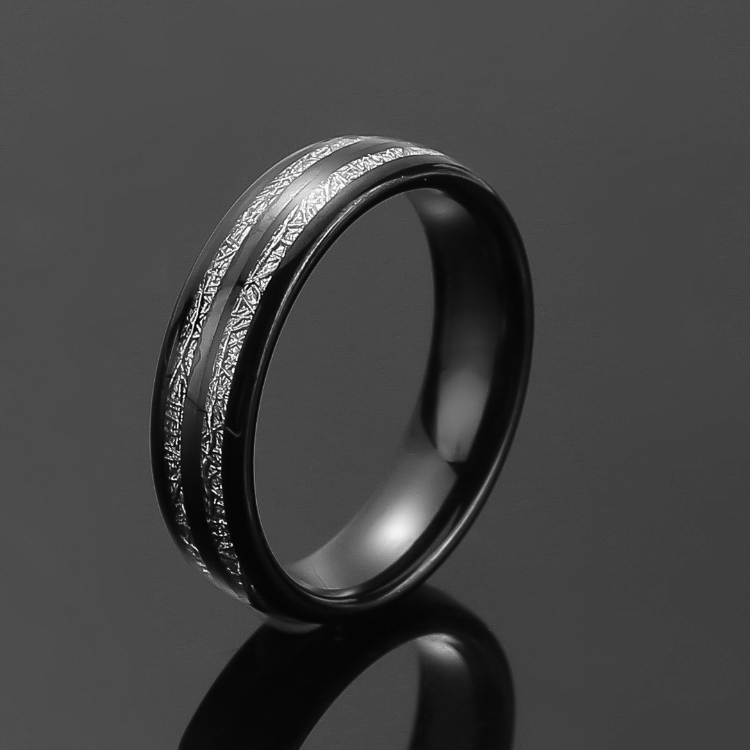 Sormus Black Beauty Lines Tungsten