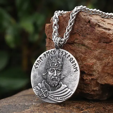 Necklace Knut the Great