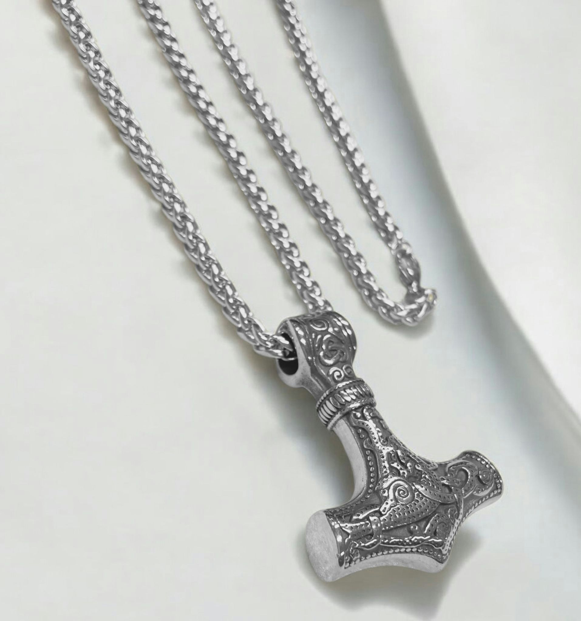 Halsband Tor 4mm