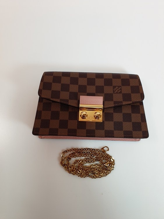 Louis Vuitton Pre-owned Croisette Chain Wallet-Magnolia Damier