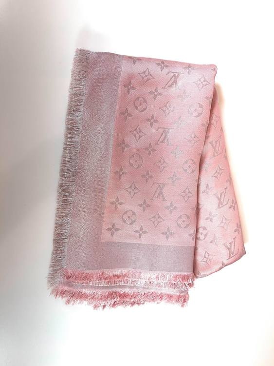 Louis Vuitton, scarf, 'Echarpe Capri Rose'. - Bukowskis