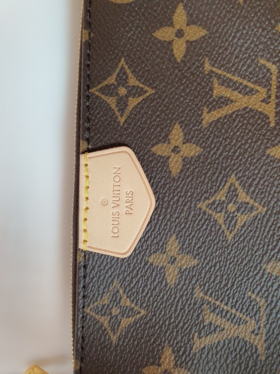 Louis Vuitton Pre-owned Multi Pochette Accessories with Green Strap