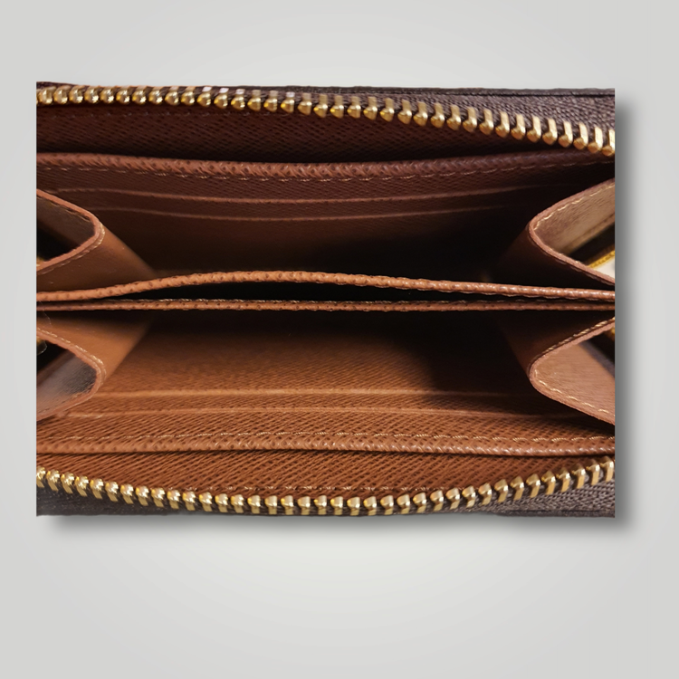 Louis Vuitton Pre-owned Zippy Coin Purse Monogram-SH2021-206