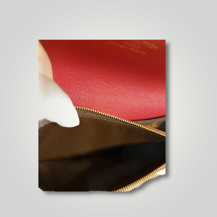 Louis Vuitton Pre-owned Emilie Wallet Monogram-SH2021-255