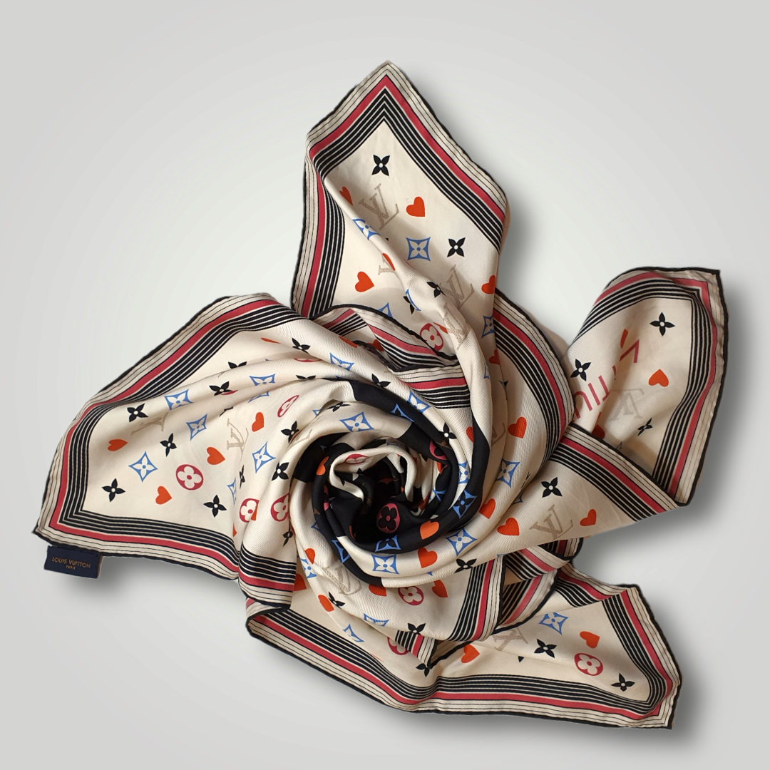 Louis Vuitton Pre-owned Scarf Game On- SH22-086