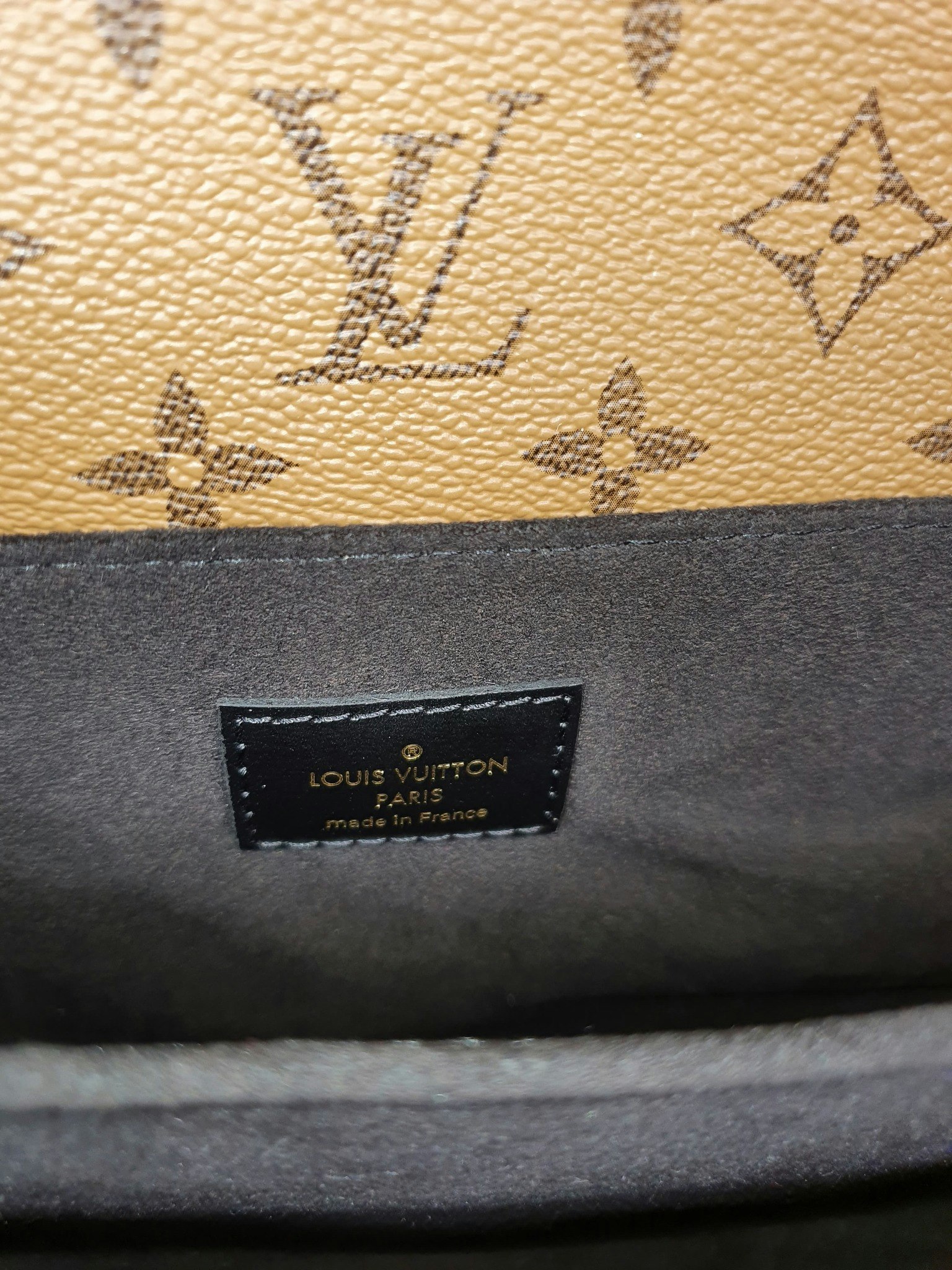 Louis Vuitton, Bags, Nwt Louis Vuitton Pochette Metis In Reverse Monogram  Made In France Date Code