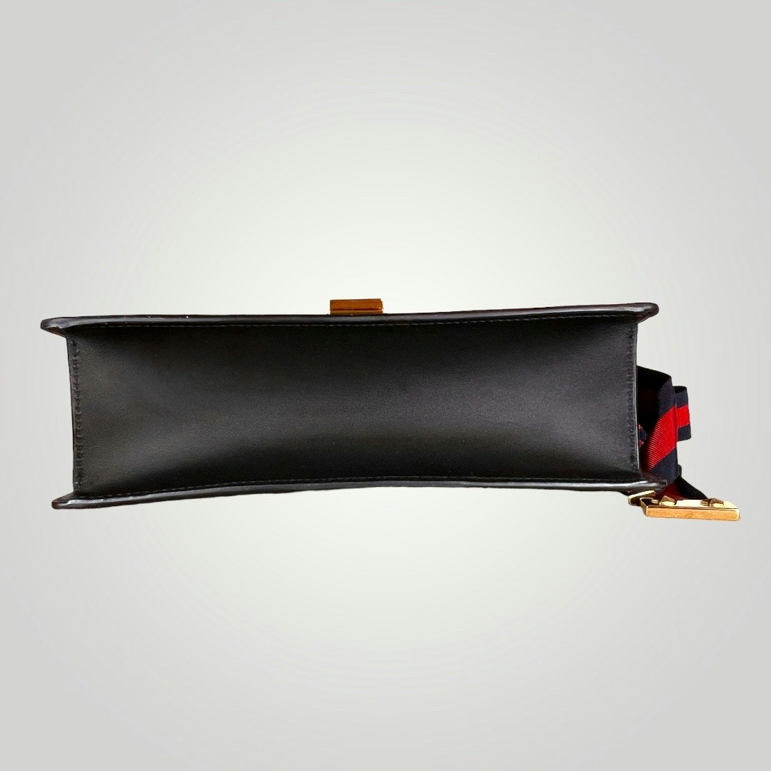 Gucci Pre-owned Sylvie Shoulder Bag