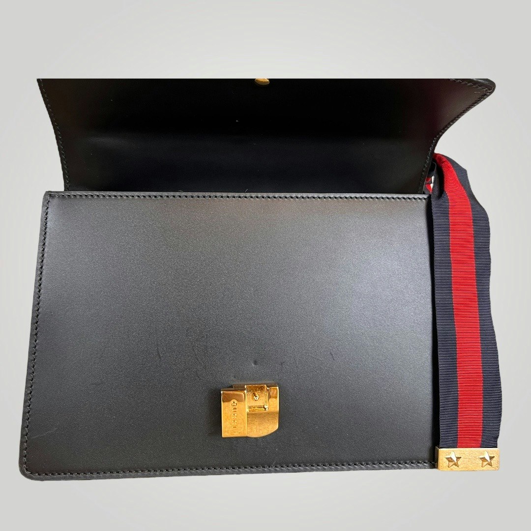 Gucci Pre-owned Sylvie Shoulder Bag