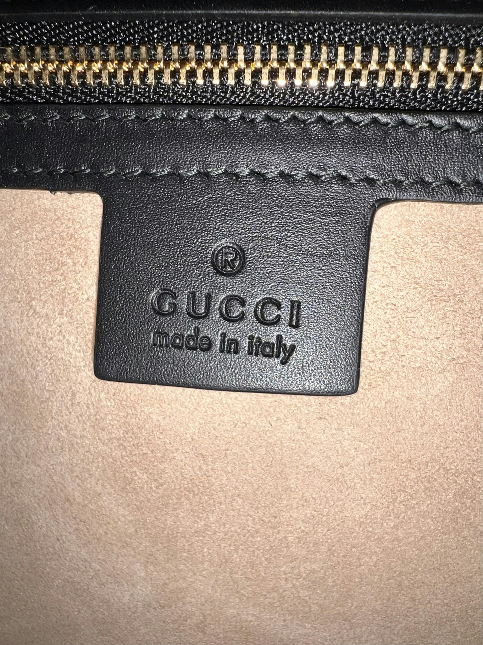 Gucci Pre-owned Sylvie Shoulder Bag
