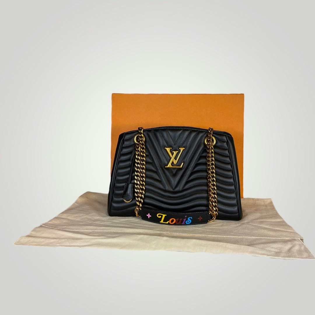 Louis Vuitton Pre-owned Chain Tote New Wave Noir