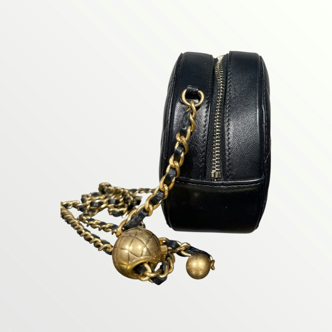 CHANEL Pre-owned Round Mini Bag