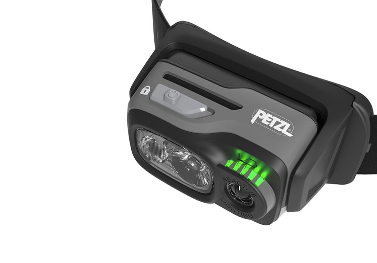 Petzl SWIFT RL PRO Svart, 900 Lumen