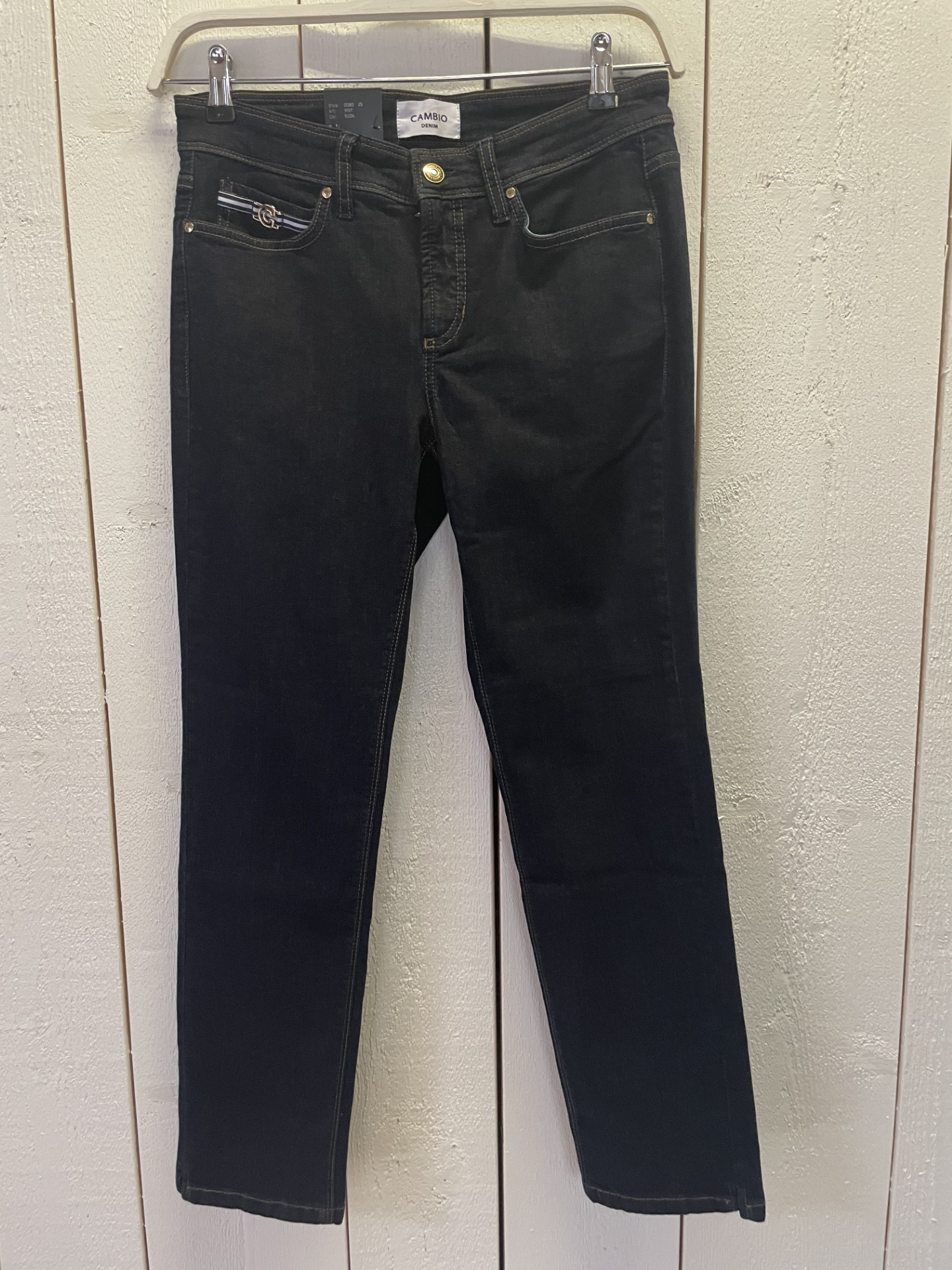 Cambio jeans "Piper Short" , Mörkblå med snygg detalj