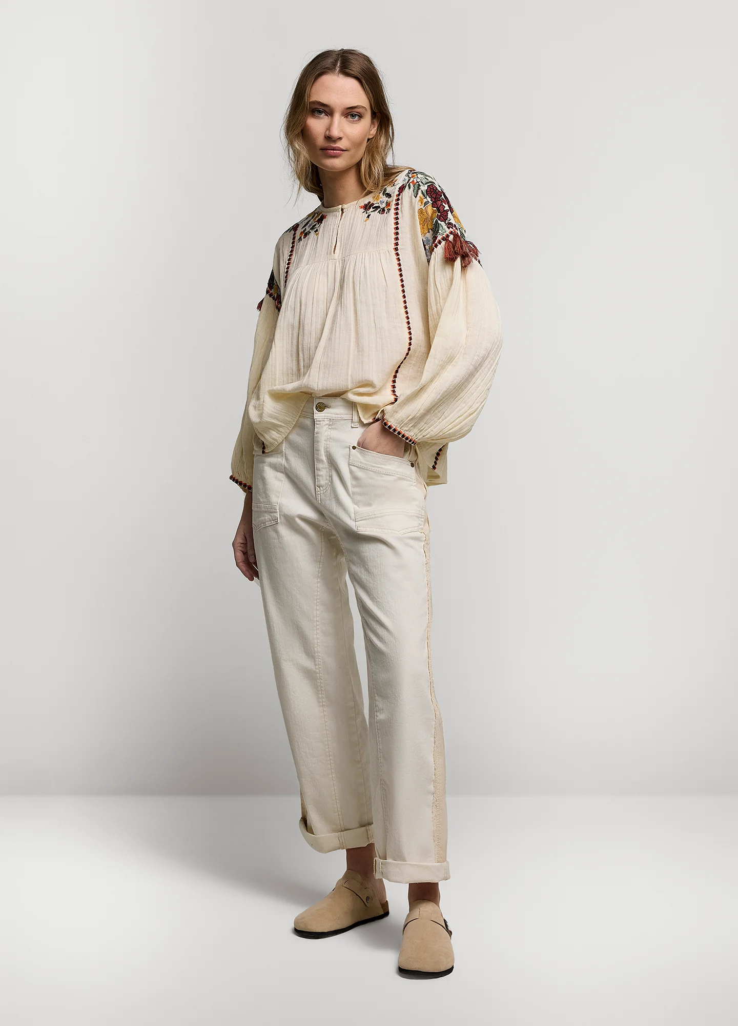 Summum " Top Multi Embroidery " , Ivory