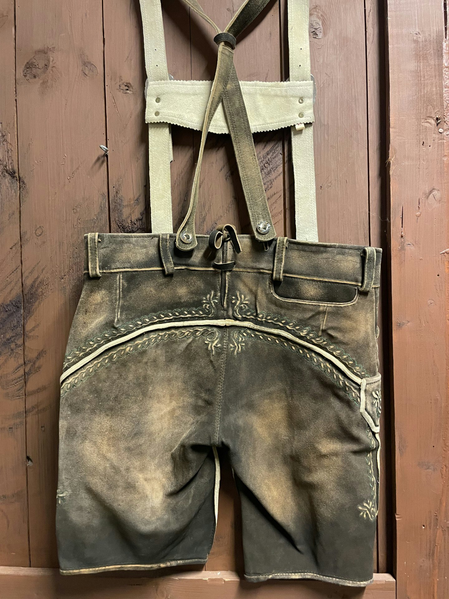 Trachten Rebell "Elias Wash off " med hängsle , Altbraun