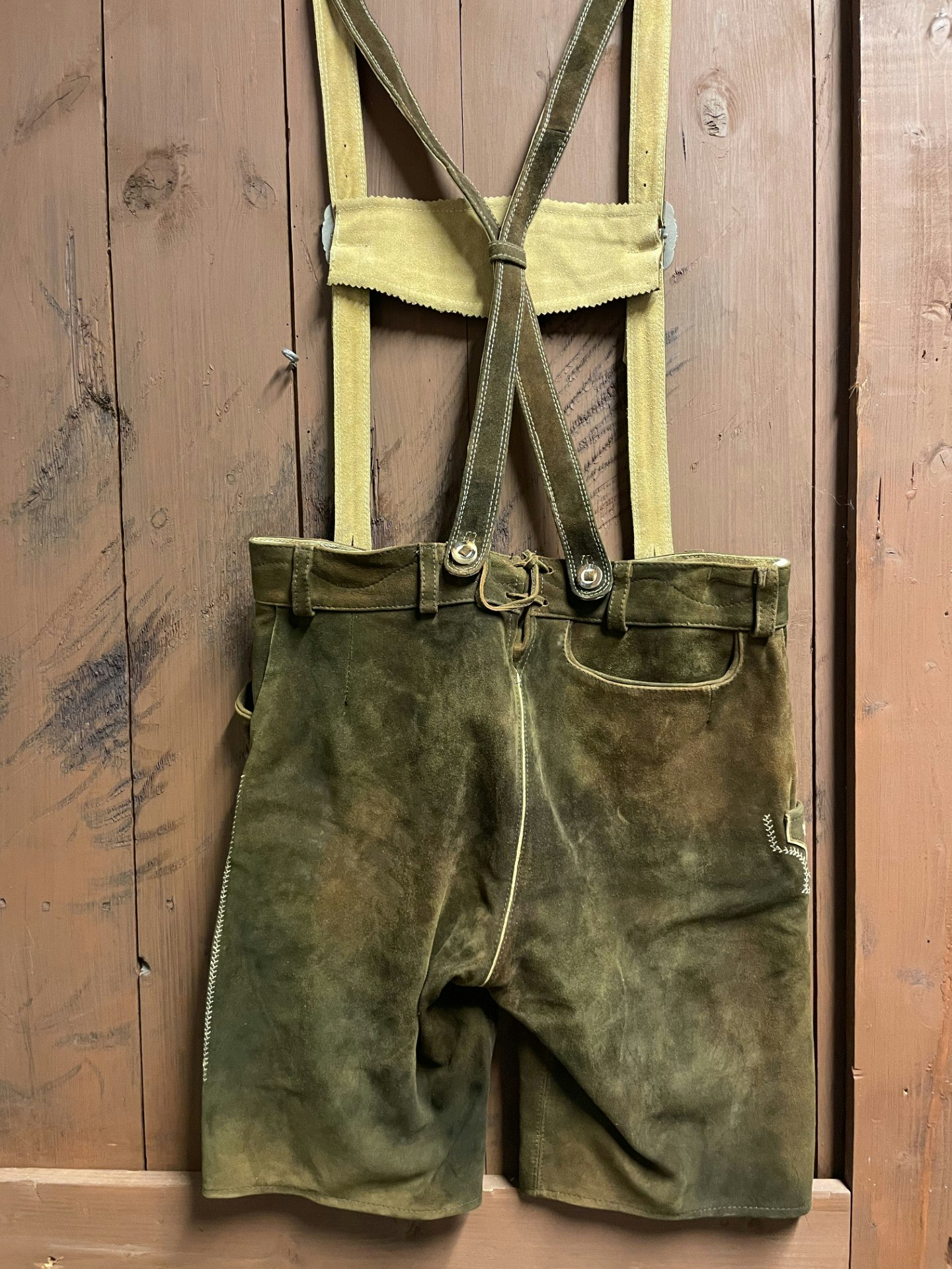 Trachten Rebell "Franken TR Bock " med hängsle , Altbraun