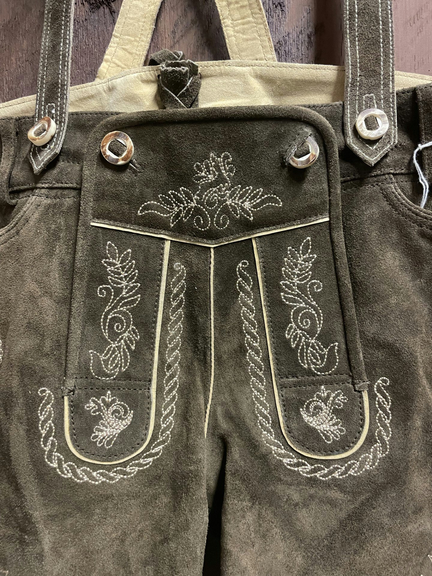 Lederhosen med hängsle, Brun