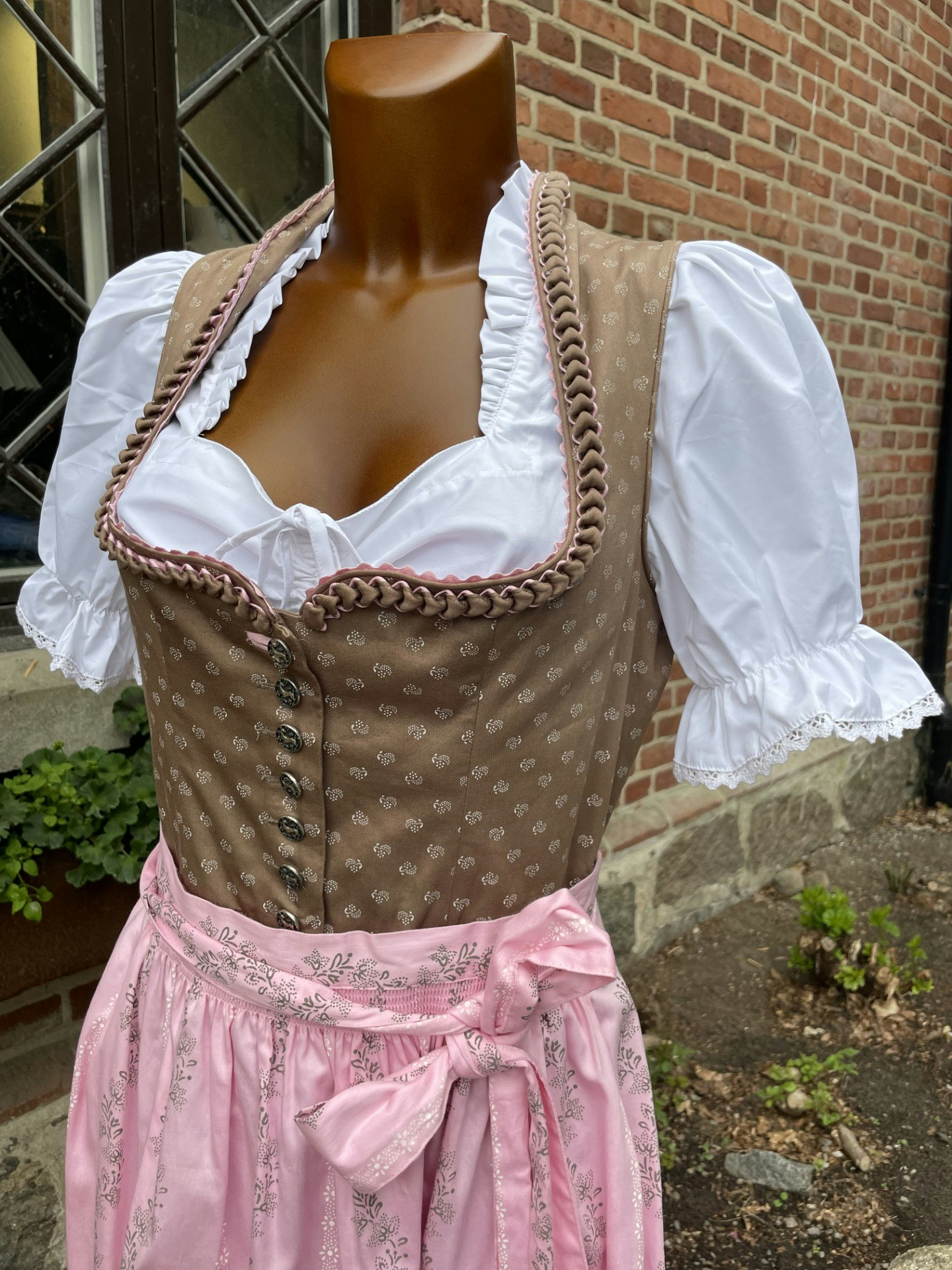 Moser "Nicki " Dirndlklänning , brun / rosa